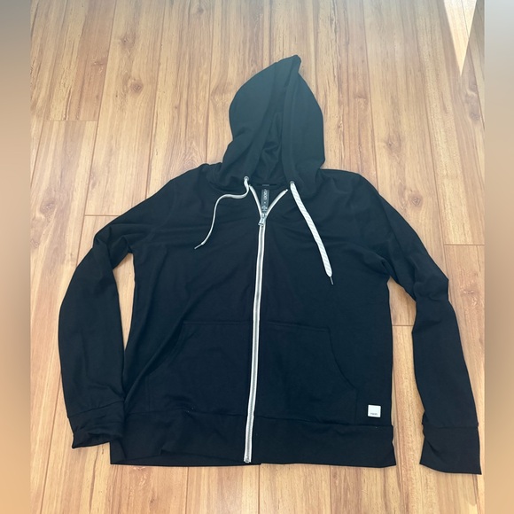 NEW Vouri HALO Performance Hoodie in Black Heather - Picture 2 of 7